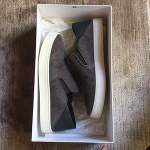 Vince Garvey Pewter Sneaker Size 7 EUC